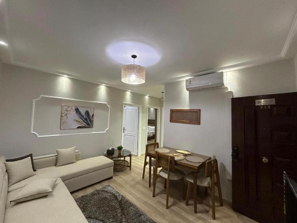 Skyline Luxury Suites 5 Mins From Cairo Airport Exteriér fotografie